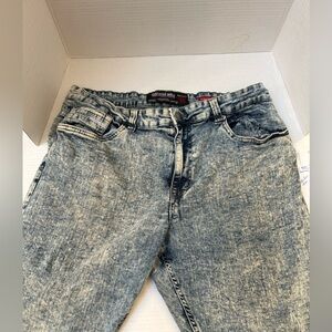 Echo VTG Acid Wash Jeans 2000’s streetwear 5 pocket design.